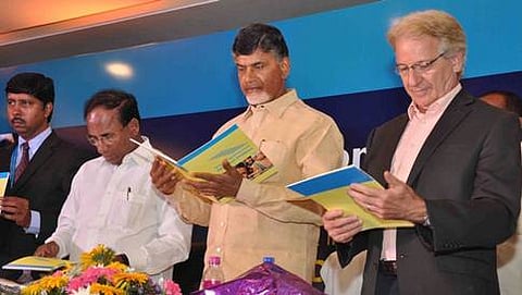 ಮಕ್ಕಳ ಪೌಷ್ಠಿಕತೆ ಕುರಿತು ಯುನಿಸೆಫ್ ಆಶ್ರಯದಲ್ಲಿ ನಿನ್ನೆ ನಡೆದ ಸಭೆಯಲ್ಲಿ ಭಾಗಿಯಾಗಿರುವ ಮುಖ್ಯಮಂತ್ರಿ ಚಂದ್ರಬಾಬು ನಾಯ್ಡು