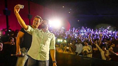 ನಟ ಸಲ್ಮಾನ್ ಖಾನ್ ಮತ್ತು ನಿರ್ದೇಶಕ ಕಬೀರ್ ಖಾನ್ (ಚಿತ್ರಕೃಪೆ: ಕಬೀರ್ ಖಾನ್ ಟ್ವಿಟ್ಟರ್ ಖಾತೆ)