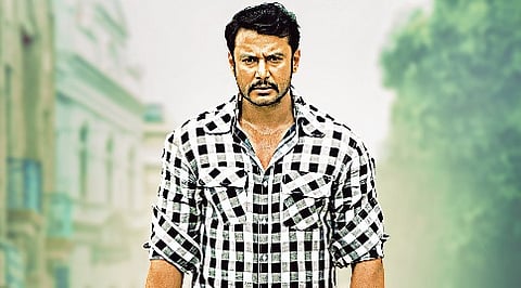 'ಚಕ್ರವರ್ತಿ' ಸಿನೆಮಾದಲ್ಲಿ ದರ್ಶನ್ ಮೊದಲ ನೋಟ