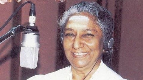 ಹಿರಿಯ ಕಲಾವಿದೆ ಎಸ್.ಜಾನಕಿ