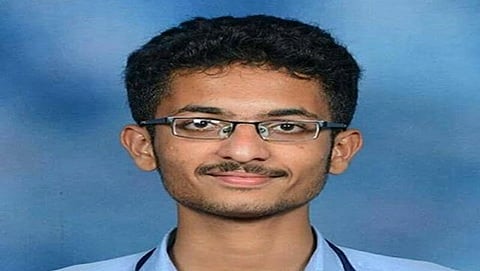 ಆತ್ಮಹತ್ಯೆ ಮಾಡಿಕೊಂಡ ವಿದ್ಯಾರ್ಥಿ ಅಭಿಷೇಕ್