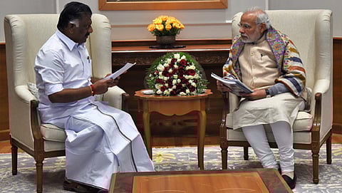 ಪ್ರಧಾನಿ ಭೇಟಿ ಮಾಡಿದ ಸಿಎಂ ಪನ್ವೀರ್ ಸೆಲ್ವಂ