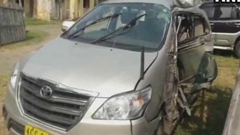 ಅಪಘಾತಕ್ಕೀಡಾದ ಕಾರು