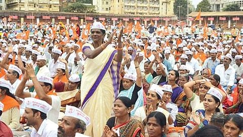 ಹುಬ್ಬಳ್ಳಿಯ ನೆಹರು ಮೈದಾನದಲ್ಲಿ ನಿನ್ನೆ ನಡೆದ ಲಿಂಗಾಯತ ಸ್ವತಂತ್ರ ಧರ್ಮ ಮಾನ್ಯತೆಗೆ ಒತ್ತಾಯಿಸಿ ಹಮ್ಮಿಕೊಂಡಿದ್ದ ಬೃಹತ್ ಸಮಾವೇಶ