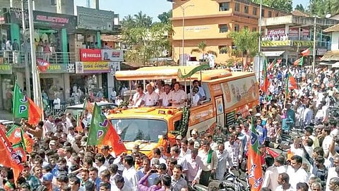 ತೀರ್ಥಹಳ್ಳಿಯಲ್ಲಿ ನಡೆದ ಪರಿವರ್ತನಾ ಯಾತ್ರೆಯಲ್ಲಿ ಬಿಜೆಪಿ ನಾಯಕರು