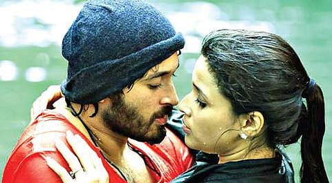 'ರೋಗ್' ಸಿನೆಮಾದಲ್ಲಿ ಇಶಾನ್ ಮತ್ತು ಮನ್ನಾರ ಚೋಪ್ರಾ