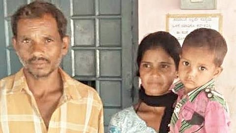 ನಾಪತ್ತೆಯಾಗಿದ್ದ ಬಾಲಕನೊಂದಿಗೆ ಪೋಷಕರು