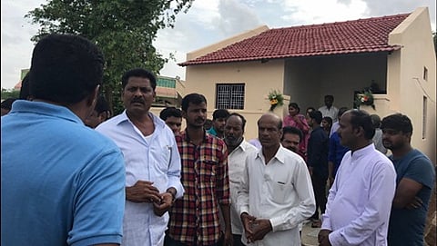 ಮುಸ್ಲಿಂ ಕುಟುಂಬಕ್ಕೆ ಮನೆಯನ್ನು ರಂಜಾನ್ ಉಡುಗೊರೆಯಾಗಿ ನೀಡಿದ ನಟ ಪ್ರಕಾಶ್ ರೈ