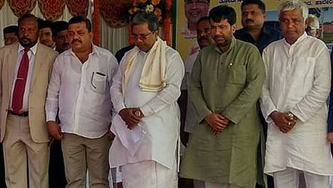 ಸಂತಾಪ ಸೂಚಿಸುತ್ತಿರುವ ಸಿಎಂ ಹಾಗೂ ಇತರರು