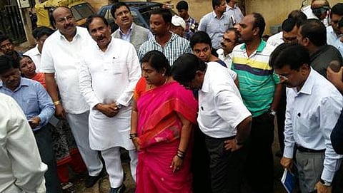 ಮಳೆ ಪೀಡಿತ ಪ್ರದೇಶಗಳಲ್ಲಿ ಸಚಿವ ಜಾರ್ಜ್ ಪರಿಶೀಲನೆ