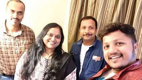 ಸಿನಿಮಾ ತಂಡದೊಂದಿಗೆ ನಟಿ ಸರಿತಾ