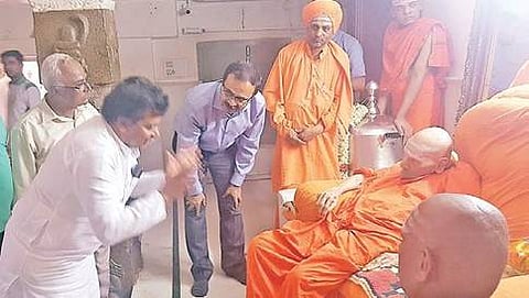 ಸಿದ್ದಗಂಗಾ ಮಠದ ಶಿವಕುಮಾರ ಸ್ವಾಮೀಜಿ ಭೇಟಿ ಮಾಡಿದ ಎಂ.ಬಿ ಪಾಟೀಲ್