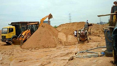 ಮರಳು ಗಣಿಗಾರಿಕೆ-ಸಾಂದರ್ಭಿಕ ಚಿತ್ರ