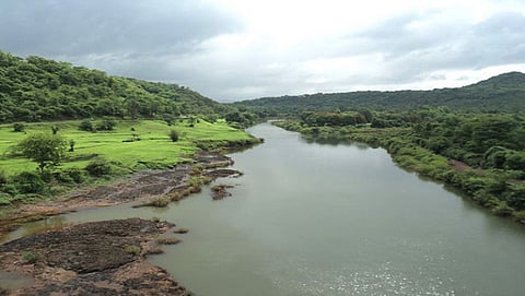 ಮಹದಾಯಿ ವಿವಾದ: ಕಣಕುಂಬಿಗೆ ಧಿಡೀರ್ ಭೇಟಿ ನೀಡಿದ ಗೋವಾ ತಂಡ