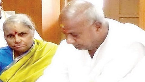 ದೇವೇಗೌಡ ಹಾಗೂ ಅವರ ಪತ್ನಿ  ಚೆನ್ನಮ್ಮ