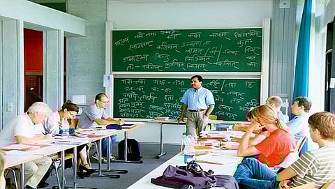 ಅಮೆರಿಕದ ಭಾರತೀಯ ರಾಯಭಾರಿ ಕಚೇರಿಯಲ್ಲಿ ಹಿಂದಿ, ಸಂಸ್ಕೃತ ತರಗತಿಗಳು ಶೀಘ್ರವೇ ಪ್ರಾರಂಭ