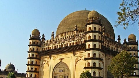 ಗೋಲ ಗುಮ್ಮಟ