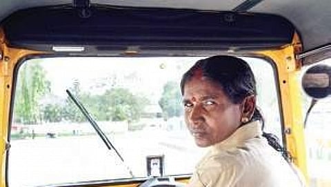 ಆಟೋ ಚಾಲಕಿ ನಿರ್ಮಲಾ