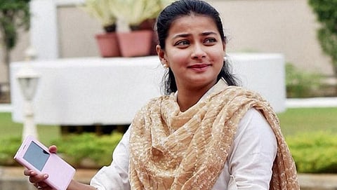 ಮಹಾರಾಷ್ಟ್ರ ಕಾಂಗ್ರೆಸ್ ಶಾಸಕಿ ಪ್ರಣೀತಿ ಶಿಂಧೆ