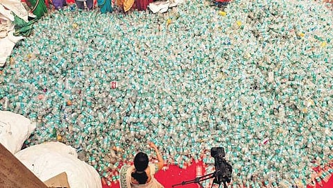 ಬಿಬಿಎಂಪಿಯಲ್ಲಿ ಸಂಗ್ರಹವಾಗಿರುವ ಬಾಟಲ್