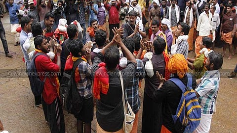 ಅಯ್ಯಪ್ಪ ಸ್ವಾಮಿ ಭಕ್ತಾಧಿಗಳು