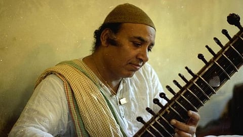ಉಸ್ತಾದ್ ಇಮ್ರತ್ ಖಾನ್