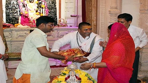 ತ್ರಿಪುರ ಸುಂದರಿ ದೇವಾಲಯಕ್ಕೆ ವಸುಂದರಾ ರಾಜೇ  ಭೇಟಿ
