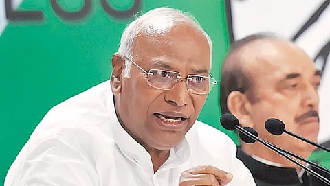 ಕಾಂಗ್ರೆಸ್ ಹಿರಿಯ ನಾಯಕ ಮಲ್ಲಿಕಾರ್ಜುನ ಖರ್ಗೆ