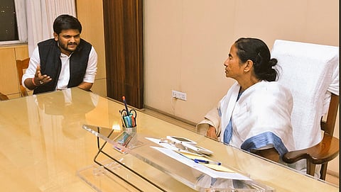 ಕೋಲ್ಕತಾದಲ್ಲಿ ಮಮತಾ ಭೇಟಿಯಾದ ಹಾರ್ದಿಕ್ (ಟ್ವಿಟರ್ ಚಿತ್ರ)