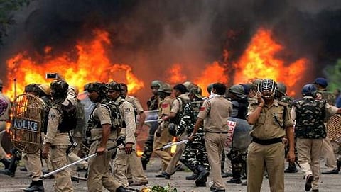 ಪಂಚಕುಲ ಹಿಂಸಾಚಾರ: 53 ಡೇರಾ ಸಚ್ಚಾ ಸೌಧ ಅನುಯಾಯಿಗಳ ವಿರುದ್ಧ ಪ್ರಕರಣ ವಜಾ
