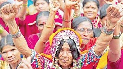 5ನೇ ದಿನಕ್ಕೆ ಕಾಲಿಟ್ಟ ಬಿಸಿಯೂಟದ ಸಿಬ್ಬಂದಿ ಧರಣಿ
