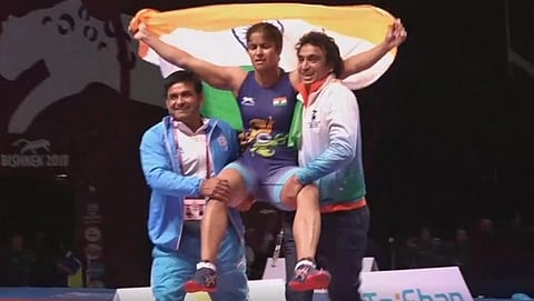 ಏಷ್ಯನ್ ಕುಸ್ತಿ ಚಾಂಪಿಯನ್ ಶಿಪ್: ನವಜೋತ್ ಕೌರ್ ಗೆ ಚಿನ್ನ, ಸಾಕ್ಷಿ ಮಲಿಕ್ ಗೆ ಕಂಚು