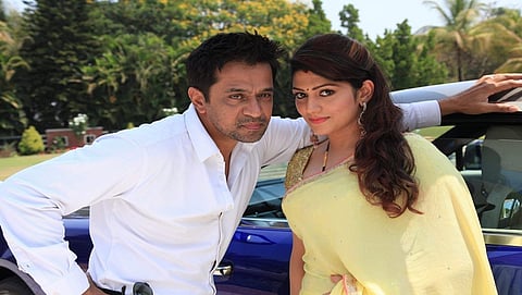 ಕಾಂಟ್ರಾಕ್ಟ್ ಚಿತ್ರದ ದೃಶ್ಯ