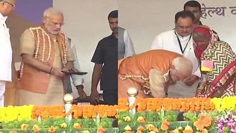 ಬುಡಕಟ್ಟು ಮಹಿಳೆಗೆ ಸ್ವತಃ ಪಾದರಕ್ಷೆ ತೊಡಿಸಿದ ಪ್ರಧಾನಿ ಮೋದಿ: ವಿಡಿಯೋ ವೈರಲ್!