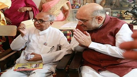 ಅಮಿತ್ ಶಾ ಮತ್ತು ಹಿರಿಯ ಸಂಶೋಧಕ ಚಿದಾನಂದಮೂರ್ತಿ