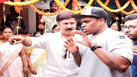ಬಾಲಿವುಡ್ ನೃತ್ಯ ನಿರ್ದೇಶಕ ಸೀಸರ್ ಗೊನ್ಸಲ್ವೆಸ್ ಜೊತೆಗೆ ರಮೇಶ್ ಅರವಿಂದ್