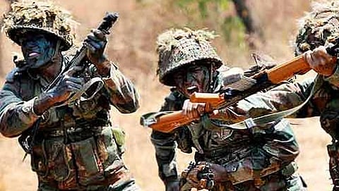 ಎ.ಕೆ-47 ನಿಂದ ಗುಂಡು ಹಾರಿಸಿದರೂ ಭಾರತೀಯ ಯೋಧರಿಗೆ ಏನೂ ಆಗಲ್ಲ: ಶೀಘ್ರವೇ ಸಿಗಲಿದೆ ಗುಂಡು ನಿರೋಧಕ ಜಾಕೆಟ್!
