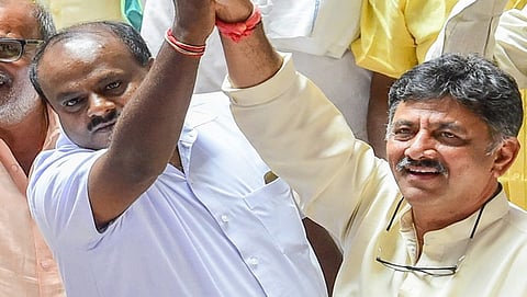 ಹೆಚ್ ಡಿ ಕುಮಾರಸ್ವಾಮಿ-ಡಿಕೆ ಶಿವಕುಮಾರ್