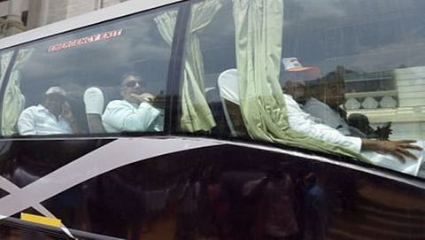 ಶಾಸಕರ ಚಿತ್ರ