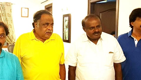 ರೆಬೆಲ್ ಸ್ಟಾರ್ ಅಂಬರೀಶ್, ಕುಮಾರಸ್ವಾಮಿ ಭೇಟಿ