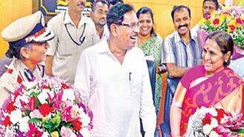 ನಿನ್ನೆ ವಿಧಾನಸೌಧದಲ್ಲಿ ಕಾರ್ಯಕ್ರಮವೊಂದರಲ್ಲಿ ಡಾ.ಜಿ.ಪರಮೇಶ್ವರ್