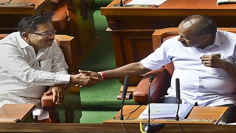 ಕುಮಾರ ಸ್ವಾಮಿ ಮತ್ತು  ಪರಮೇಶ್ವರ್