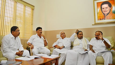 ಸಾಮಾನ್ಯ ಕನಿಷ್ಠ ಕಾರ್ಯಕ್ರಮ ಬಗ್ಗೆ ಚರ್ಚೆ ನಡೆಸಿದ ಕಾಂಗ್ರೆಸ್ ನಾಯಕರು