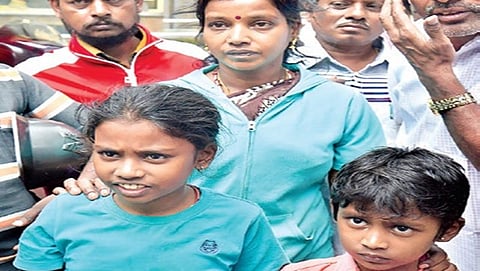 ಮೃತ ಸುಬ್ರಮಣಿ ಪತ್ನಿ ಮತ್ತು ಮಕ್ಕಳು