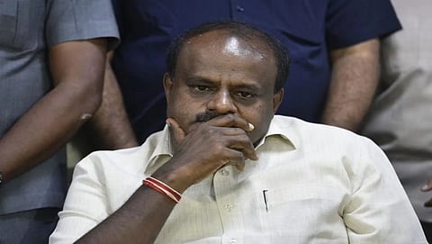 ಎಚ್.ಡಿ  ಕುಮಾರ ಸ್ವಾಮಿ