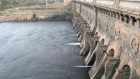 ಮಂಡ್ಯ ಜಿಲ್ಲೆಯ ಕೆಆರ್ ಎಸ್ ಅಣೆಕಟ್ಟು