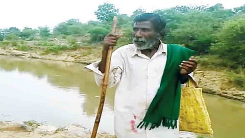 ಕುರಿಗಾಹಿಯೊಬ್ಬ ನಿರ್ಮಿಸಿದ 14 ಕೆರೆಗಳು ಬರಡು ಗ್ರಾಮವನ್ನು ಹಸಿರಿನ ನಂದನವನ ಮಾಡಿತು!