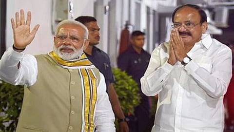 ನರೇಂದ್ರಮೋದಿ, ವೆಂಕಯ್ಯನಾಯ್ಡು