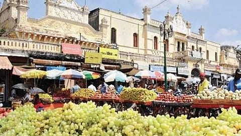 ಮೈಸೂರಿನ ದೇವರಾಜ ಮಾರುಕಟ್ಟೆಯ ನೋಟ