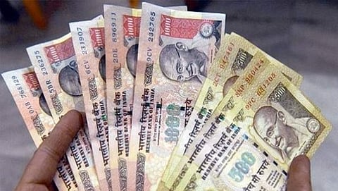 ಬೆಳಗಾವಿ: ಚರಂಡಿಯಲ್ಲಿ ಹಳೆಯ ರದ್ದುಗೊಂಡಿರುವ 1000, 500 ರೂ ನೋಟುಗಳು ಪತ್ತೆ